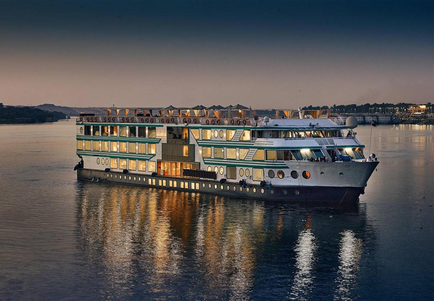 Acamar Nile Cruise - Every Monday From Luxor For 04 & 07 Nights - Every Friday From Aswan For 03 & 07 Nights מראה חיצוני תמונה