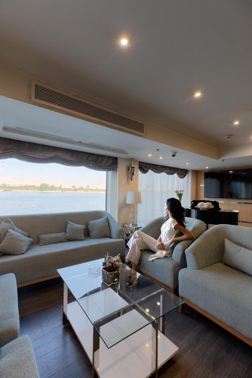 Acamar Nile Cruise - Every Monday From Luxor For 04 & 07 Nights - Every Friday From Aswan For 03 & 07 Nights מראה חיצוני תמונה