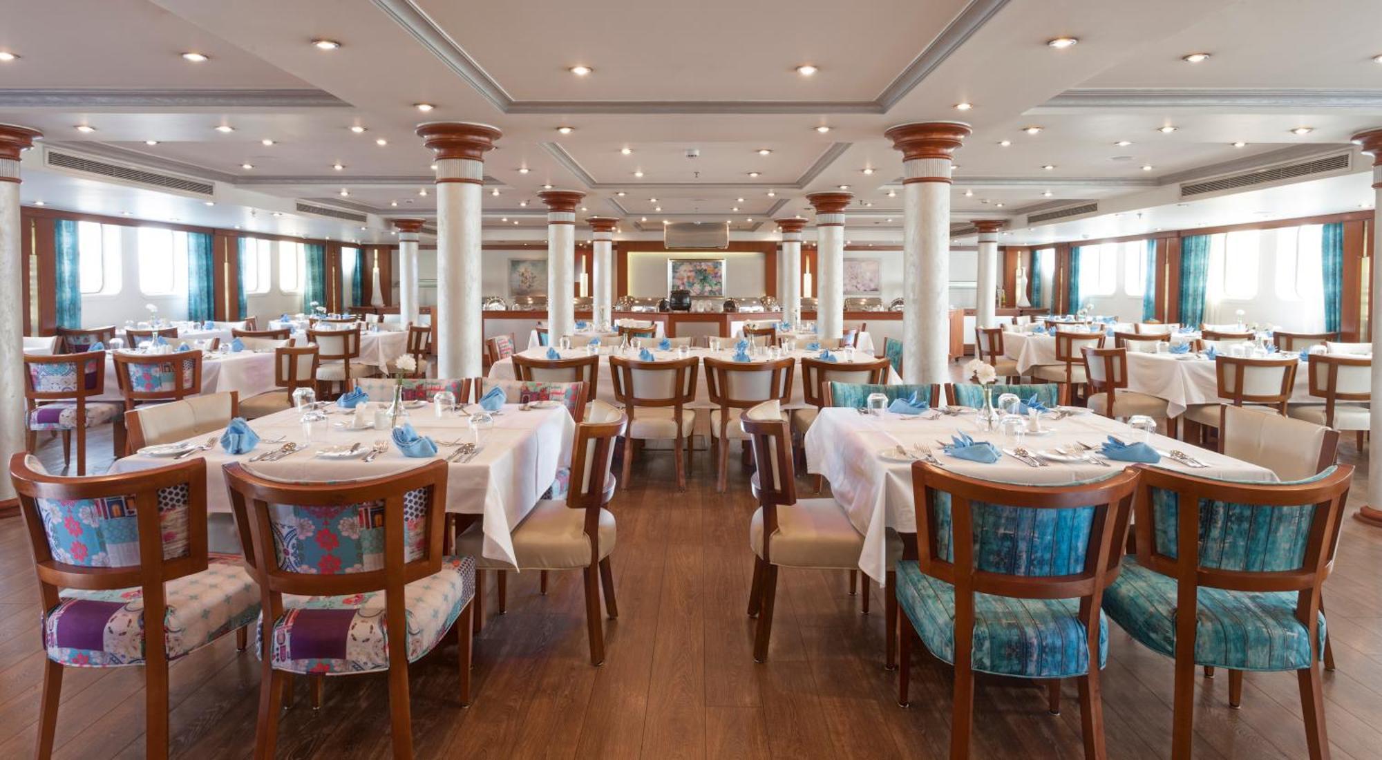 Acamar Nile Cruise - Every Monday From Luxor For 04 & 07 Nights - Every Friday From Aswan For 03 & 07 Nights מראה חיצוני תמונה